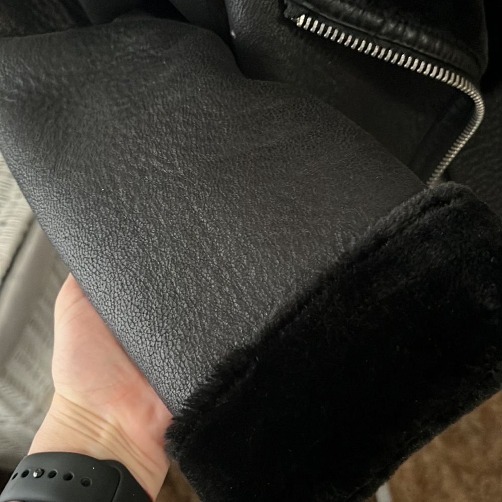 COPY - Zara winter jacket. - Picture 3 of 7